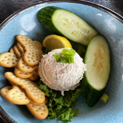 local wahoo fish dip